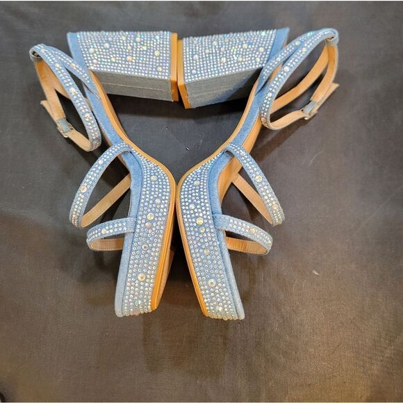 BRAND NEW FOREVER DENIN BLOCK HEEL VERSATILE STUDDED WITH PEARL SANDAL G1 - Picture 13 of 15